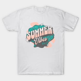 Nostalgic Summer Vibes - Retro 90s Style T-Shirt